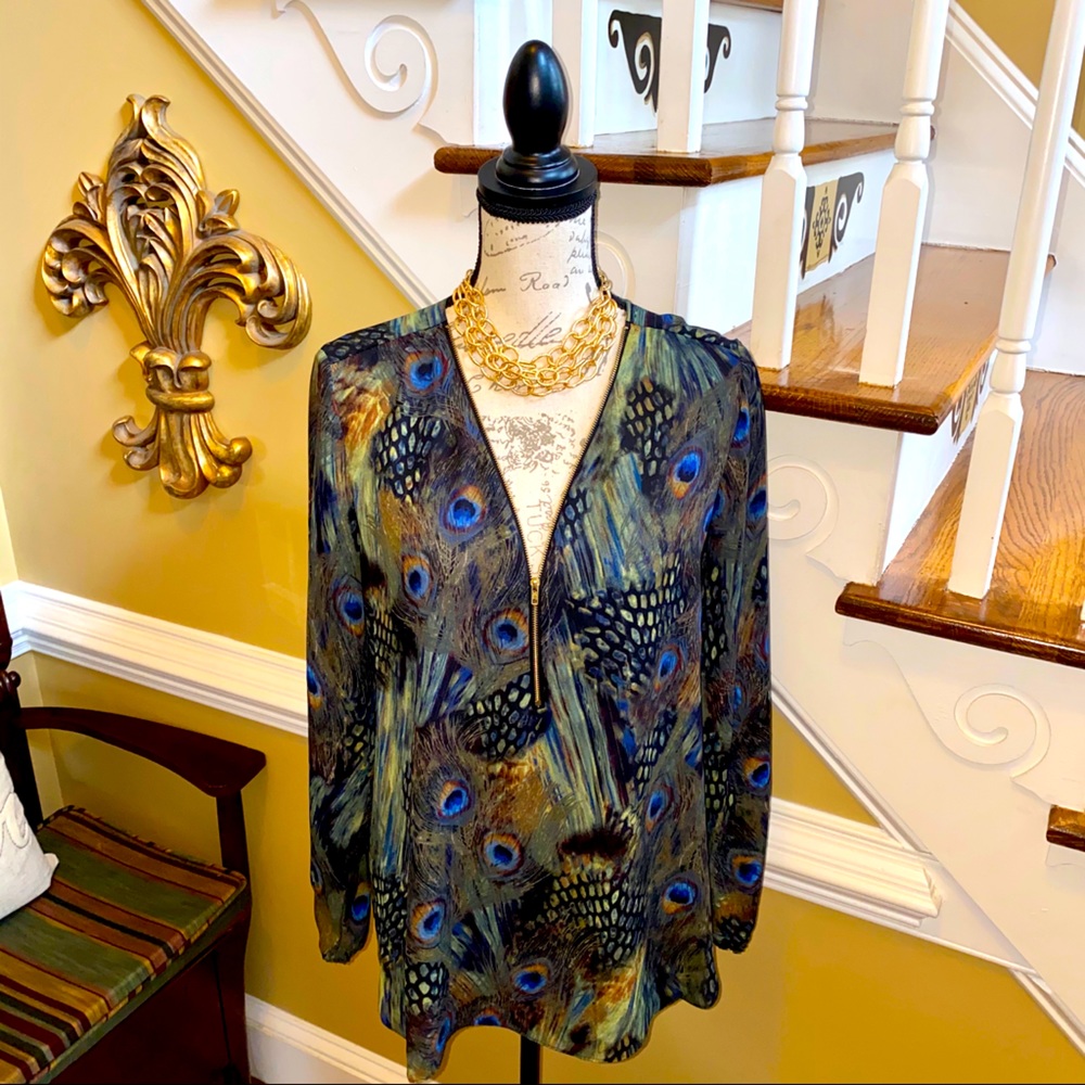 Zac & Rachel peacock print zip up tunic top
